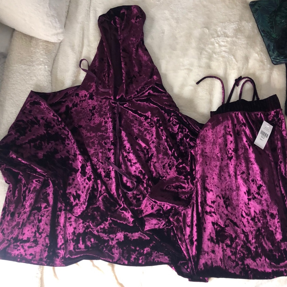 Fashion to Figure Velvet Set